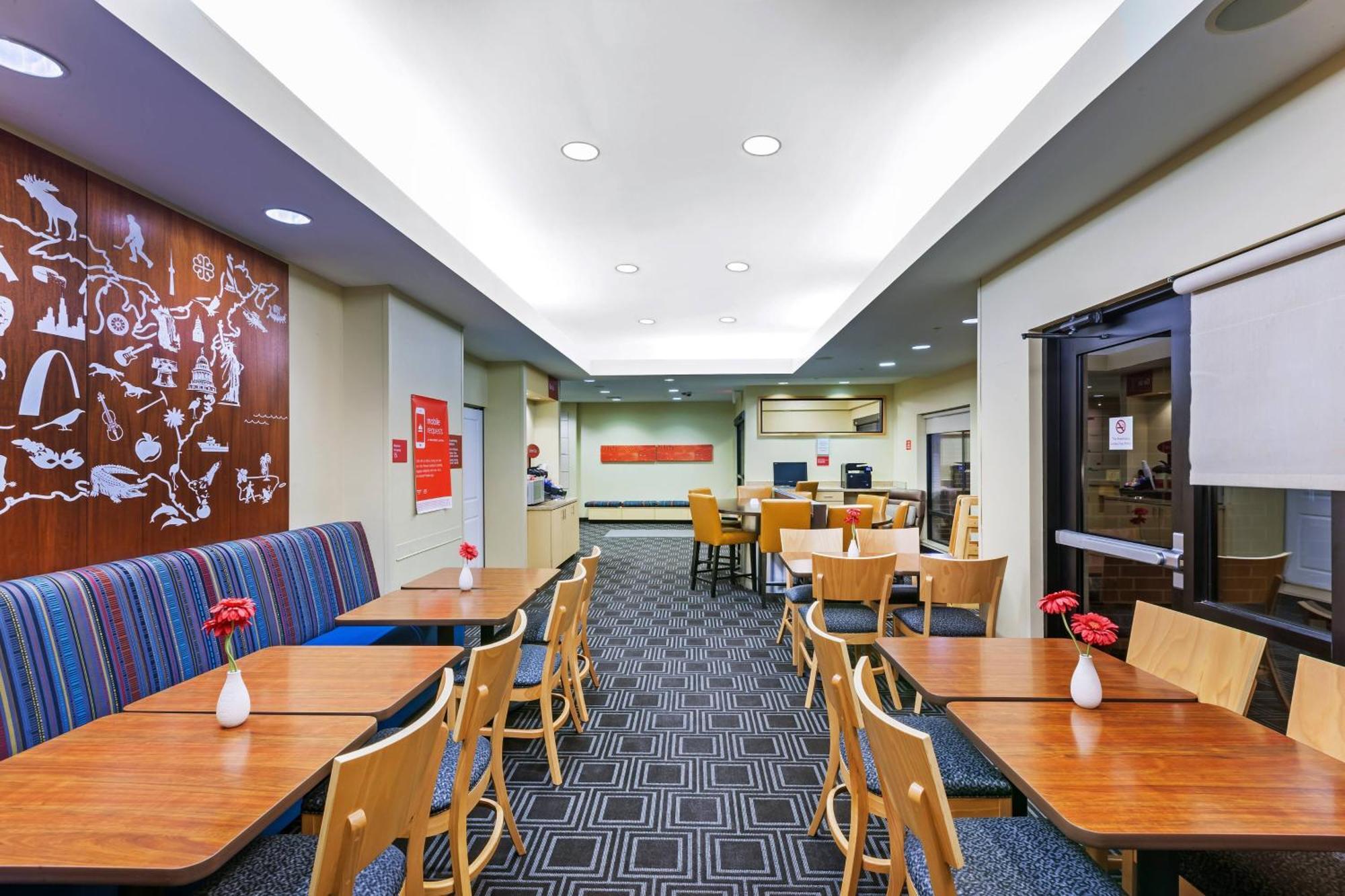Towneplace Suites By Marriott Tulsa North/Owasso Exterior photo